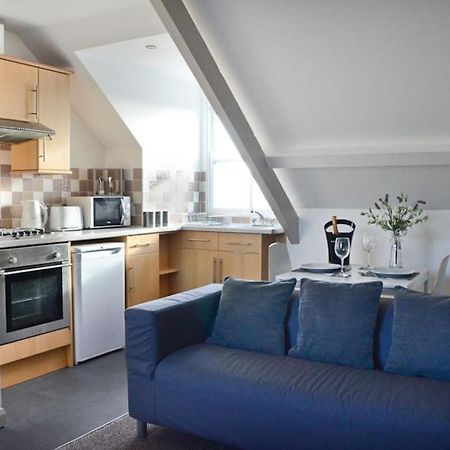 Modern Attic Studio Apartment With Harbour Views 彭赞斯 外观 照片