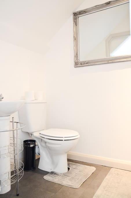 Modern Attic Studio Apartment With Harbour Views 彭赞斯 外观 照片